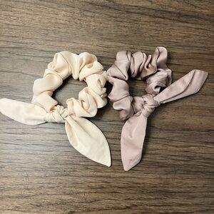 Scrunchies tan & blush